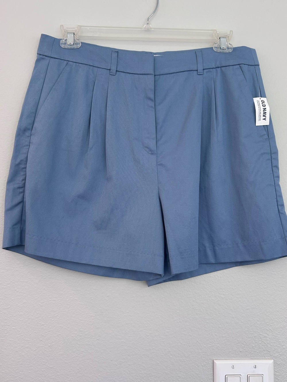 New with tags Old Navy Steel Blue shorts adjustable waist size L